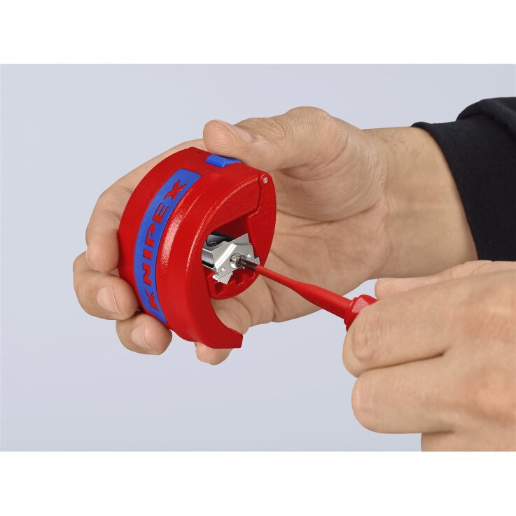 KNIPEX 90 22 10 BK; BiX® Schneider für Kunststoffrohre und Dichthülsen