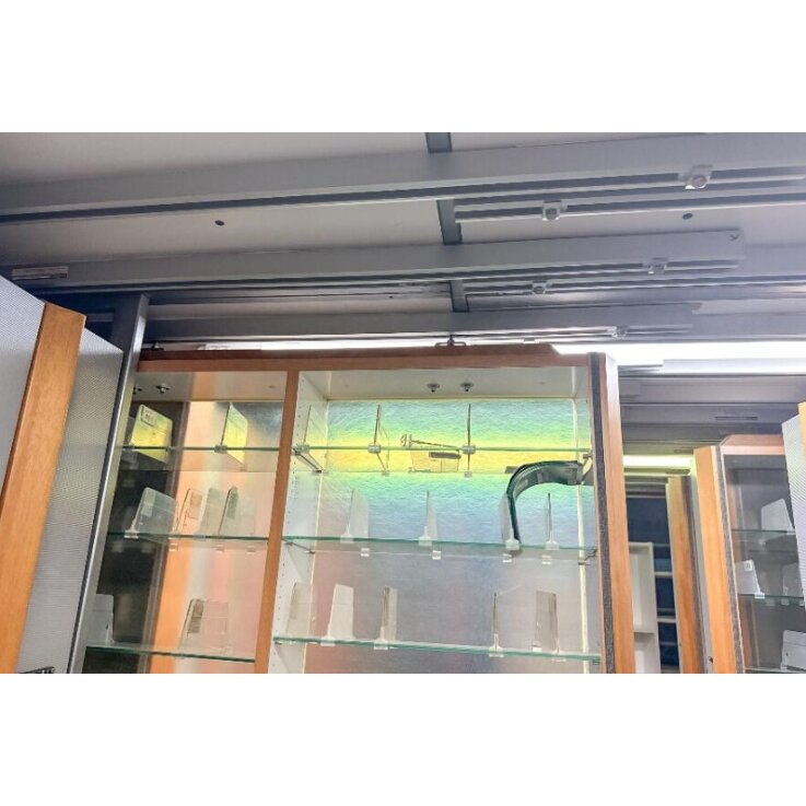 Schienenregalanlage / Apothekerschrank 390x390x230 cm